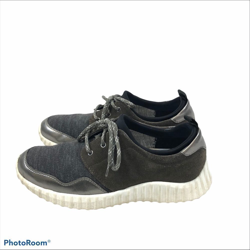 Johnston & Murphy Kirsten‎ Waterproof Sneakers 8
